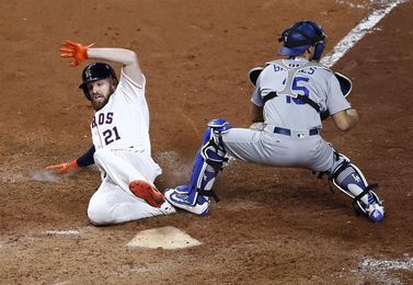 13-12. Bregman pone a los Astros a un triunfo de ganar la Serie Mundial 13-12. Bregman pone a los Astros a un triunfo de ganar la Serie Mundial