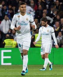 Casemiro adelanta al Real Madrid al descanso Casemiro adelanta al Real Madrid al descanso