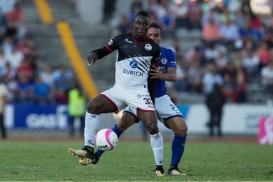 El colombiano Quiñones firma el triunfo de Lobos sobre el líder del Monterrey El colombiano Quiñones firma el triunfo de Lobos sobre el líder del Monterrey