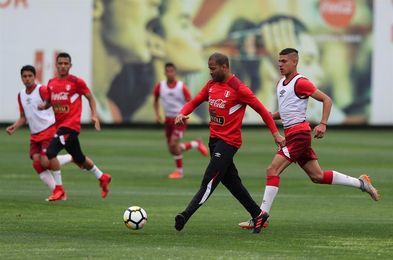 Perú es despedido por el presidente Kuczynski al partir hacia Nueva Zelanda Perú es despedido por el presidente Kuczynski al partir hacia Nueva Zelanda