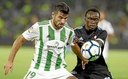 Barragán: "A Rubén Castro le abrimos las puertas, es historia del Betis" Barragán: "A Rubén Castro le abrimos las puertas, es historia del Betis"