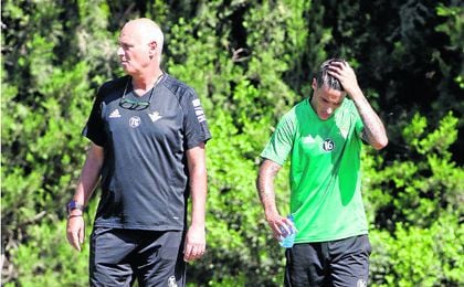 Tello: "Es la primera vez que me lesiono en pretemporada y no ha sido fácil" Tello: "Es la primera vez que me lesiono en pretemporada y no ha sido fácil"