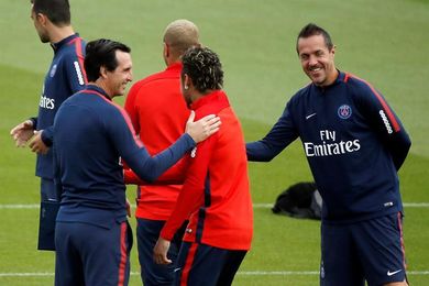 La relación entre Neymar y Emery es cada vez más tensa, según "L´Équipe" La relación entre Neymar y Emery es cada vez más tensa, según "L´Équipe"