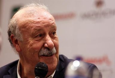 Del Bosque disfruta ya de su primer nieto Del Bosque disfruta ya de su primer nieto