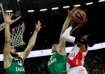 77-97. El Baskonia bombardea desde el triple al Zalgiris Arena 77-97. El Baskonia bombardea desde el triple al Zalgiris Arena