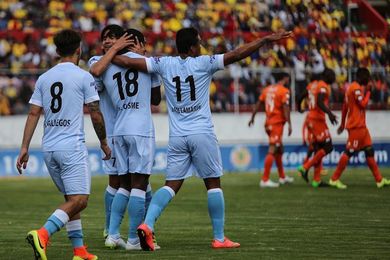 El Clausura peruano entra en recta final con seis equipos en pelea por título El Clausura peruano entra en recta final con seis equipos en pelea por título