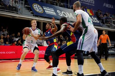 66-60. MoraBanc Andorra se lleva un duelo de infarto ante el Unicaja 66-60. MoraBanc Andorra se lleva un duelo de infarto ante el Unicaja