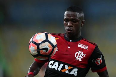 Flamengo y Libertad ganan el primer ´asalto´ ante Junior e Independiente Flamengo y Libertad ganan el primer ´asalto´ ante Junior e Independiente
