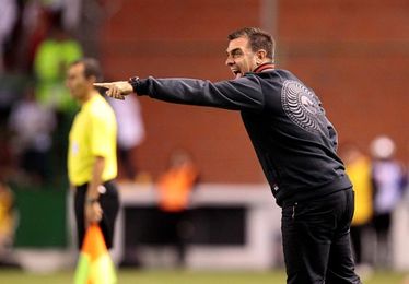 El Transición chileno vuelve con tres equipos en una lucha cerrada por el título El Transición chileno vuelve con tres equipos en una lucha cerrada por el título