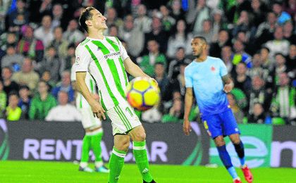 Guardado buscó el gol hasta encontrarlo Guardado buscó el gol hasta encontrarlo