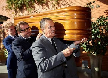 El mundo del fútbol y la sociedad valenciana da el último adiós a Jaume Ortí El mundo del fútbol y la sociedad valenciana da el último adiós a Jaume Ortí
