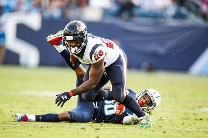 24-13. Sims intercepta pase que preserva el triunfo de los Titans 24-13. Sims intercepta pase que preserva el triunfo de los Titans