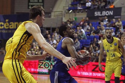 90-67. El Iberostar Tenerife gana con solvencia al Neptunas Kleipedas 90-67. El Iberostar Tenerife gana con solvencia al Neptunas Kleipedas