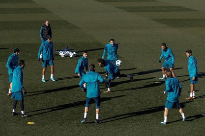 Bale ausencia en ´Champions´, duda ante el Sevilla y viaje al Mundial Bale ausencia en ´Champions´, duda ante el Sevilla y viaje al Mundial