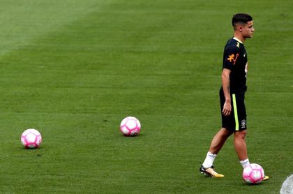 Coutinho reconoce que estaba "interesado" en fichar por el Barcelona Coutinho reconoce que estaba "interesado" en fichar por el Barcelona
