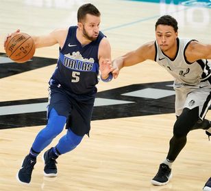 101-104. Forbes sella con triple el triunfo de los Spurs; descanso Pau Gasol 101-104. Forbes sella con triple el triunfo de los Spurs; descanso Pau Gasol