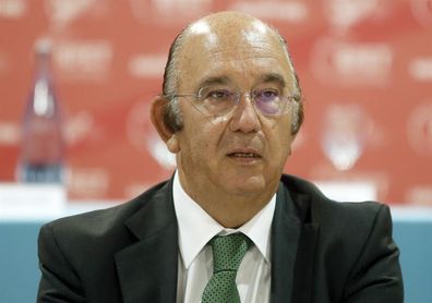 La RFET homenajeó a Manolo Orantes, Alejandro Davidovich y Nicolás Khun La RFET homenajeó a Manolo Orantes, Alejandro Davidovich y Nicolás Khun