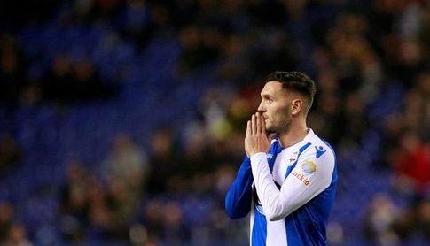 Lucas Pérez inicia la semana fuera del grupo y Valverde vuelve a él Lucas Pérez inicia la semana fuera del grupo y Valverde vuelve a él