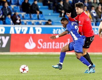 2-0. El Alavés supera sin apuros a un orgulloso Formentera 2-0. El Alavés supera sin apuros a un orgulloso Formentera
