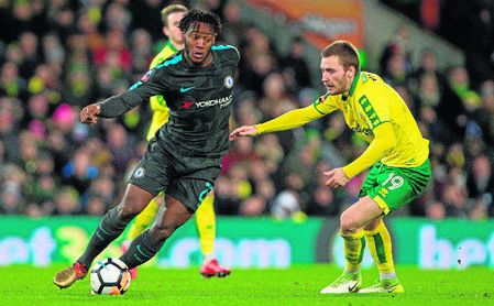 Conte, "contento con el compromiso de Batshuayi" Conte, "contento con el compromiso de Batshuayi"