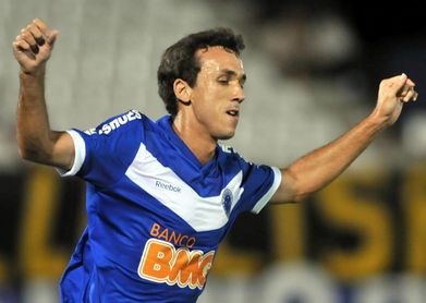 Walter Montillo da marcha atrás con su retiro y ficha por Tigre Walter Montillo da marcha atrás con su retiro y ficha por Tigre