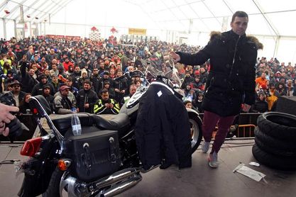 Ángel Nieto, protagonista en Motauros, que quiere superar los 14.000 inscritos Ángel Nieto, protagonista en Motauros, que quiere superar los 14.000 inscritos