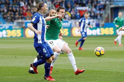2-2. El Leganés rescata un punto en Mendizorroza en la recta final 2-2. El Leganés rescata un punto en Mendizorroza en la recta final