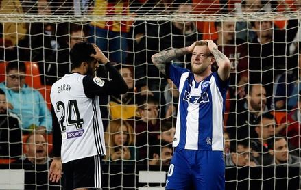El Alavés, obligado a ganar para eliminar a un Valencia que parte con ventaja El Alavés, obligado a ganar para eliminar a un Valencia que parte con ventaja