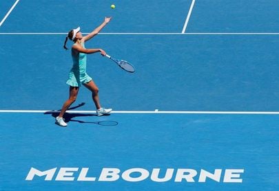 Caroline Wozniacki, primera finalista del Abierto de Australia Caroline Wozniacki, primera finalista del Abierto de Australia
