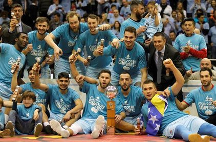 90-86. El Breogán resiste ante Manresa para conquistar la Copa Princesa 90-86. El Breogán resiste ante Manresa para conquistar la Copa Princesa