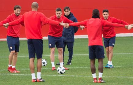 El Sevilla intensifica su preparación de la semifinal tras una nueva decepción en Liga El Sevilla intensifica su preparación de la semifinal tras una nueva decepción en Liga