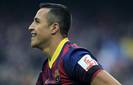 El futbolista Alexis Sánchez acepta 16 meses de cárcel por defraudar un millón de euros El futbolista Alexis Sánchez acepta 16 meses de cárcel por defraudar un millón de euros