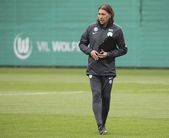 Dimite el entrenador del Wolfsburgo, el suizo Martin Schmidt Dimite el entrenador del Wolfsburgo, el suizo Martin Schmidt