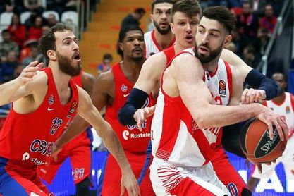 93-86. El Baskonia asusta al CSKA, pero se bloquea en el último cuarto 93-86. El Baskonia asusta al CSKA, pero se bloquea en el último cuarto