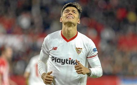 Correa se lamenta de una ocasión fallada ante el Atlético. Correa se lamenta de una ocasión fallada ante el Atlético.