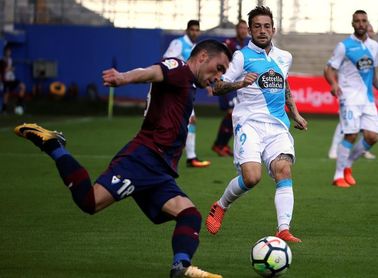 Tres puntos para que el Dépor respire o el Eibar sueñe Tres puntos para que el Dépor respire o el Eibar sueñe
