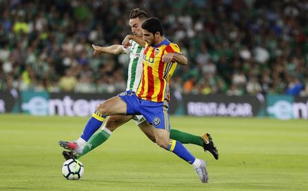El Valencia busca un triunfo ante un pujante Betis para asentarse en Champions El Valencia busca un triunfo ante un pujante Betis para asentarse en Champions