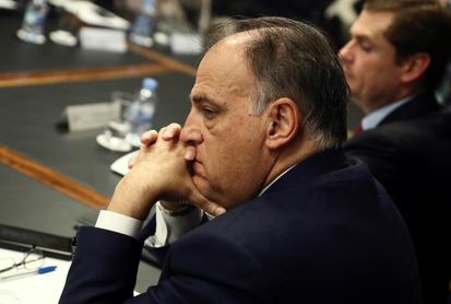 Tebas: "Si a las operadoras les parece caro el fútbol, que no lo compren" Tebas: "Si a las operadoras les parece caro el fútbol, que no lo compren"