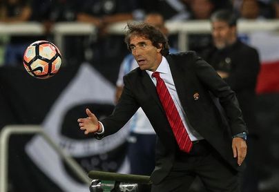 General Díaz y Barcelona dirimen en Asunción el pase a la segunda vuelta General Díaz y Barcelona dirimen en Asunción el pase a la segunda vuelta