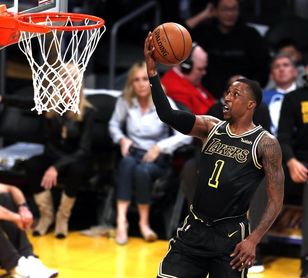 127-113. Los Lakers se crecen ante unos Cavs que pierden la tercera plaza del Este 127-113. Los Lakers se crecen ante unos Cavs que pierden la tercera plaza del Este