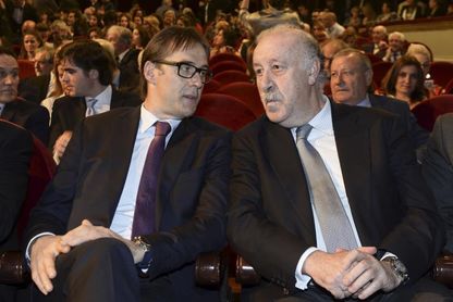 Del Bosque: "Lopetegui elegirá bien; tiene a 40 o 50 que pueden ir a Mundial" Del Bosque: "Lopetegui elegirá bien; tiene a 40 o 50 que pueden ir a Mundial"