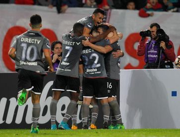 Estudiantes intentará arrebatarle el liderado del Grupo F al Garcilaso Estudiantes intentará arrebatarle el liderado del Grupo F al Garcilaso