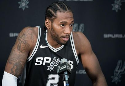 Popovich anuncia que Kawhi Leonard no tiene fecha para volver con los Spurs Popovich anuncia que Kawhi Leonard no tiene fecha para volver con los Spurs