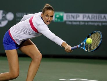 Naomi Osaka vence a Pliskova y se medirá a Halep en semifinales Naomi Osaka vence a Pliskova y se medirá a Halep en semifinales