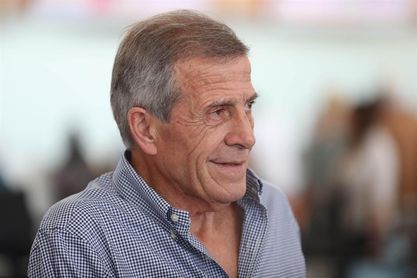 Tabárez destaca "mejores opciones" en el medio campo de cara a la China Cup Tabárez destaca "mejores opciones" en el medio campo de cara a la China Cup