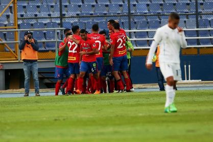 0-1. Un gol del uruguayo Puerari entregó el clásico guatemalteco al Municipal 0-1. Un gol del uruguayo Puerari entregó el clásico guatemalteco al Municipal