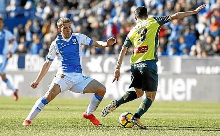 Brasanac, en el partido de Liga con el Leganés ante el Espanyol en Butarque. Brasanac, en el partido de Liga con el Leganés ante el Espanyol en Butarque.
