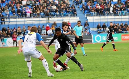 Al equipo de José Juan le birlaron un gol ´fantasma´. Al equipo de José Juan le birlaron un gol ´fantasma´.