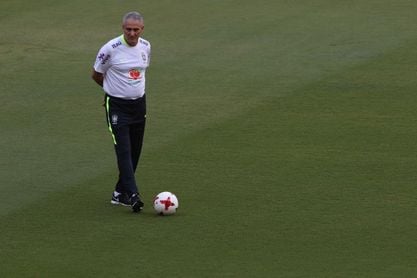 Brasil comienza a preparar en Moscú los amistosos contra Rusia y Alemania Brasil comienza a preparar en Moscú los amistosos contra Rusia y Alemania