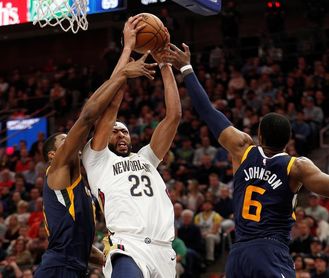115-105. Davis lidera a los Pelicans en su victoria ante Mavericks 115-105. Davis lidera a los Pelicans en su victoria ante Mavericks